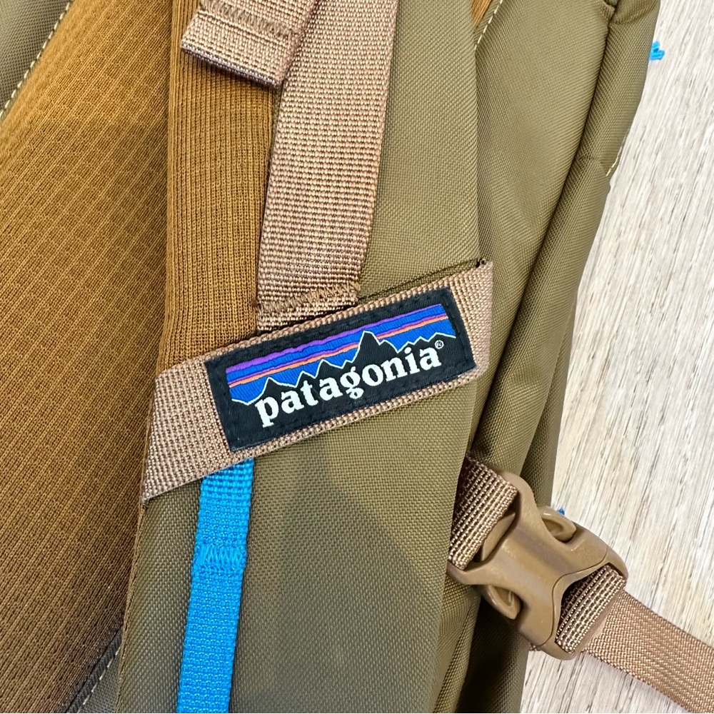🆕Patagonia Refugio Daypack 30L Backpack - Picture 8 of 14